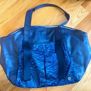 Large Lululemon Bag